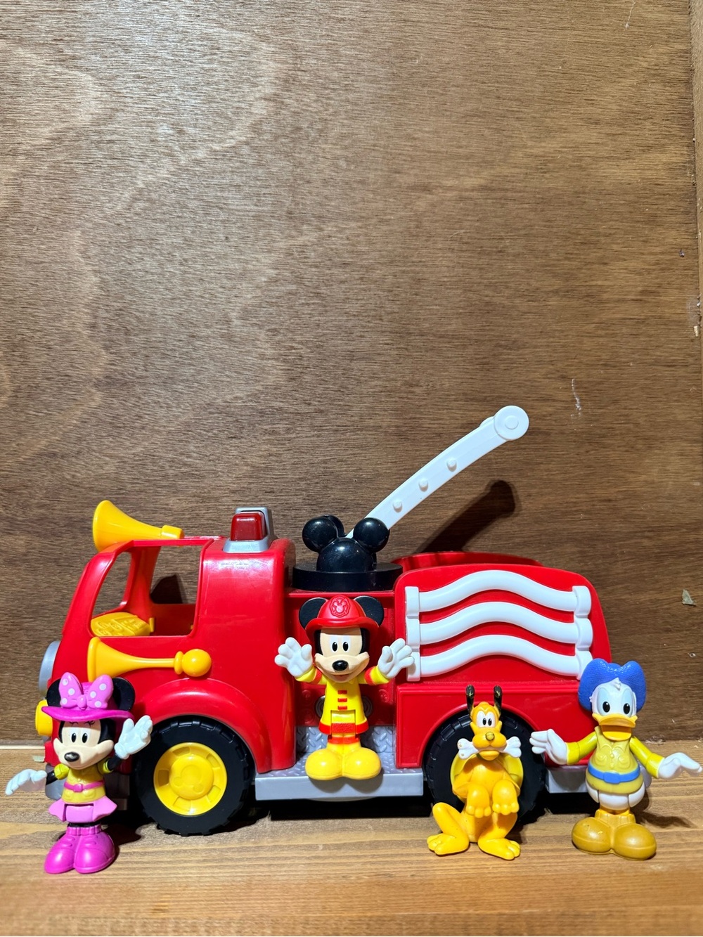 Disney Mickey and Friends Fire Engine Playset